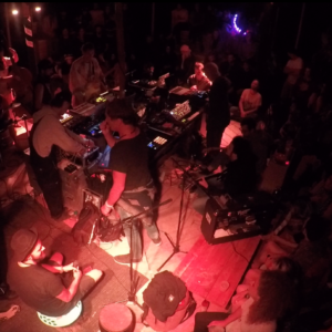 The Power of Community: Swarm Intelligence and Co-Creation